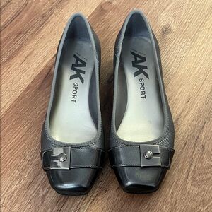 Anne Klein sport gray square toe flat, size 6.5